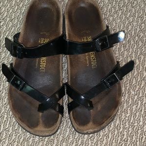 Black Birkenstock’s